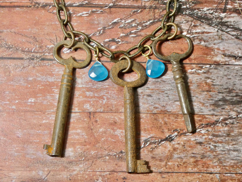 Vintage Multi Skeleton Key Necklace, One of a Kind Key Necklace