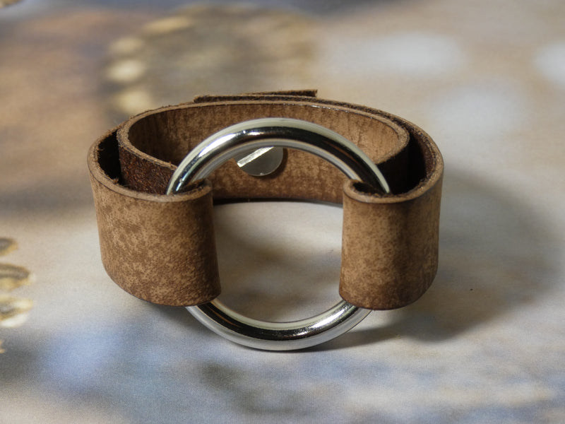 Circle O Ring Leather Cuff 