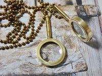 Magnifying Glass Necklace with a handle, Brass and Glass Steampunk Monocle Necklace, It really does works, Unisex Pendant