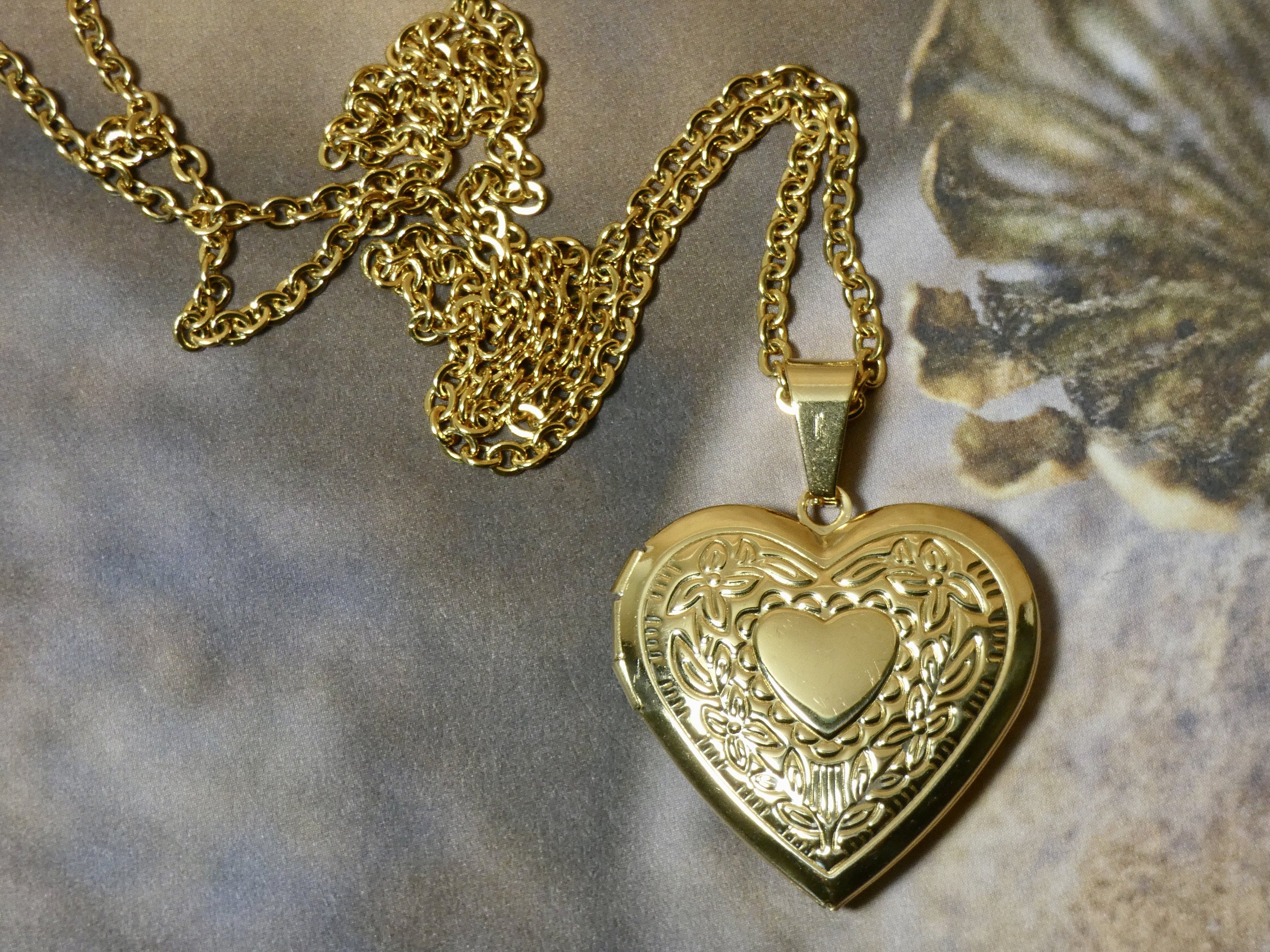 Personalized Heart Monogram Locket Necklace in Silver | Monogram Online