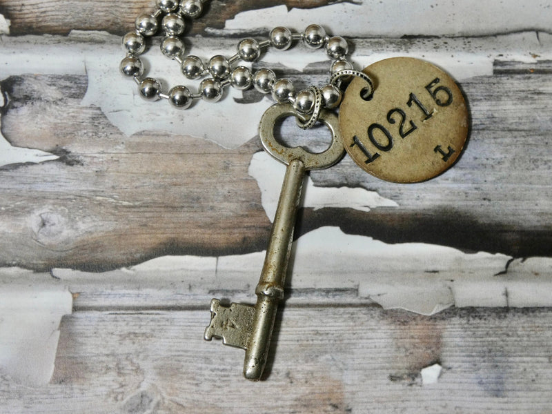 Skeleton key and Coat Check Tag #10215, Large Chunky Stainless Bead ball Chain