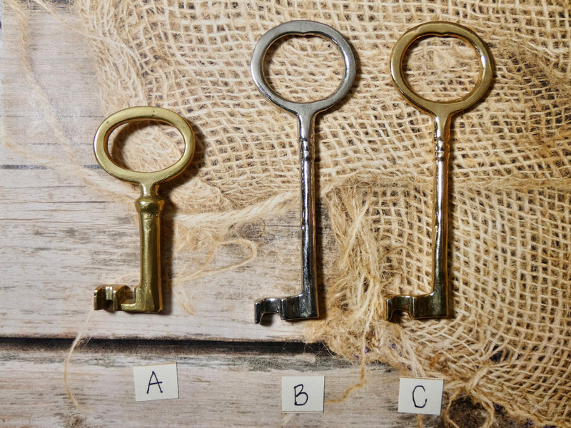 Skeleton Key, Medium Size Keys in Shiny Brass or Silver, Perfect Wall Decor, 15.00 For One Key