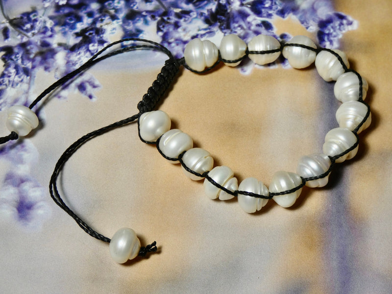Freshwater Pearl Bracelet, Hand knotted adjustable bracelet, the perfect gift, 16 large pearls