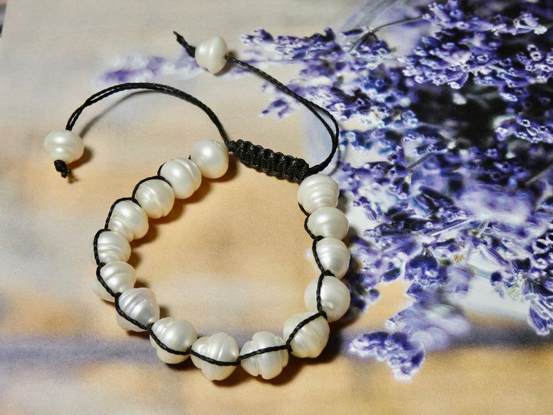 Freshwater Pearl Bracelet, Hand knotted adjustable bracelet, the perfect gift, 16 large pearls