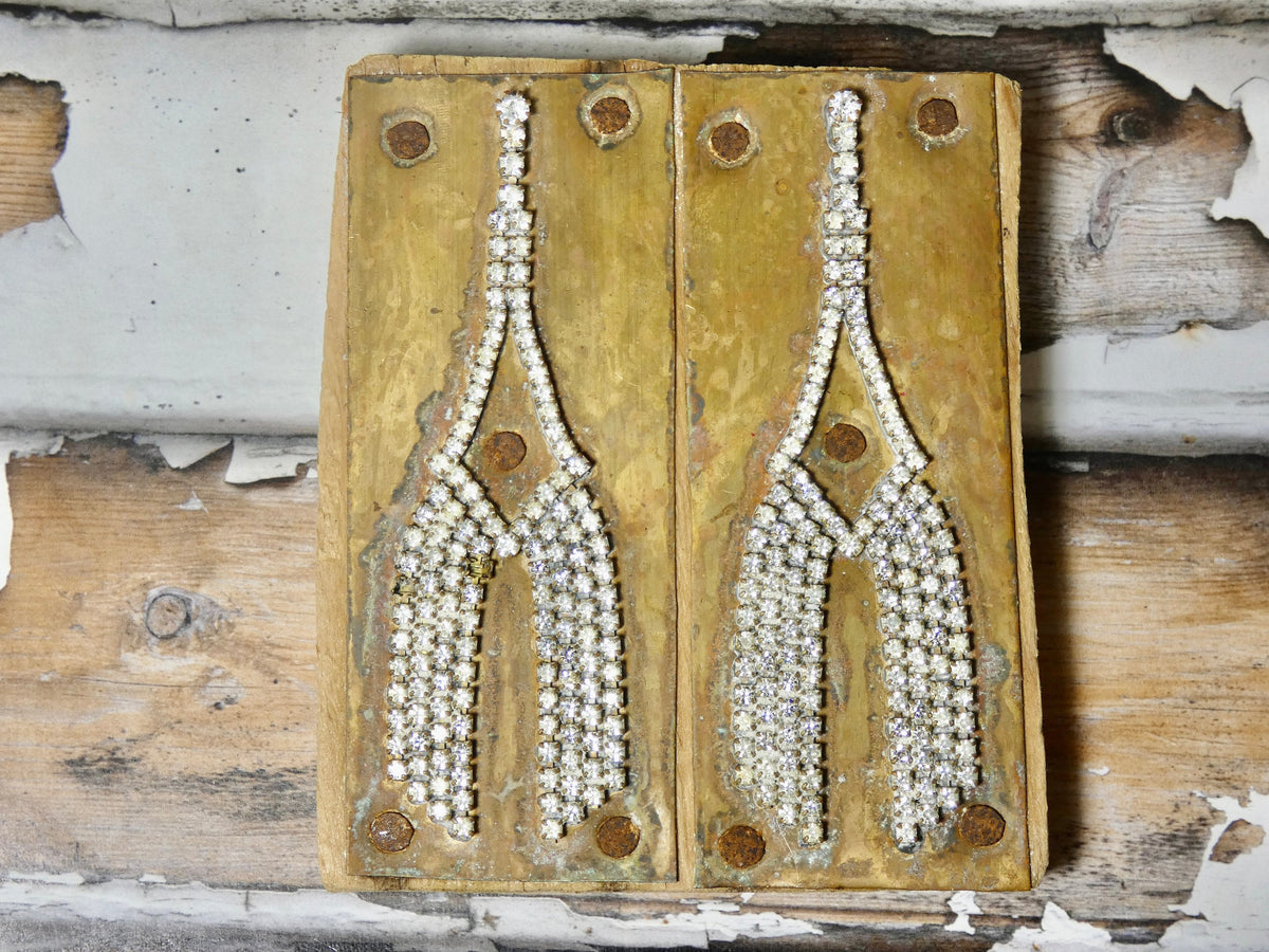 One of a Kind Vintage Jewelry Sample, Vintage Decor, Rhinestone Original Sample #45CE