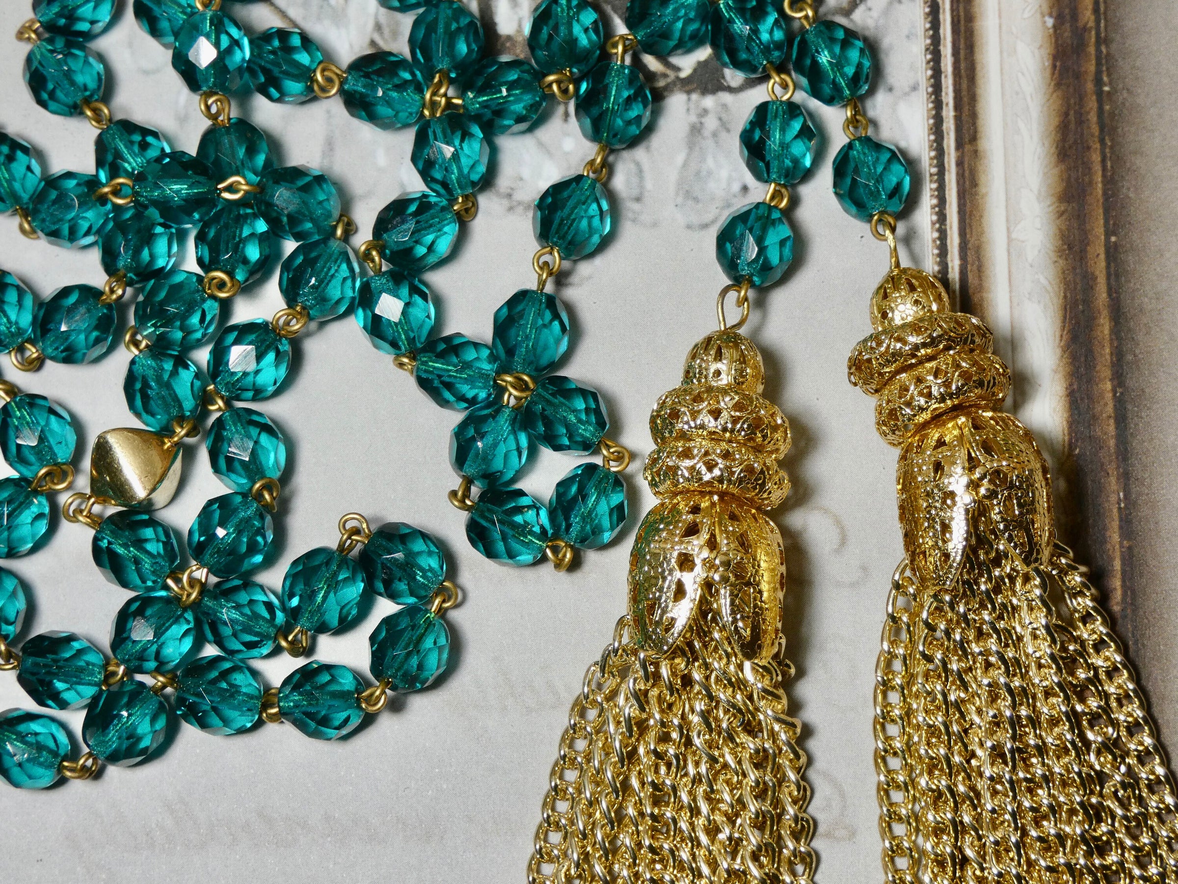 Lariat Tassel Necklace, Vintage Gold Tassel Pendant with green rosary bead chain